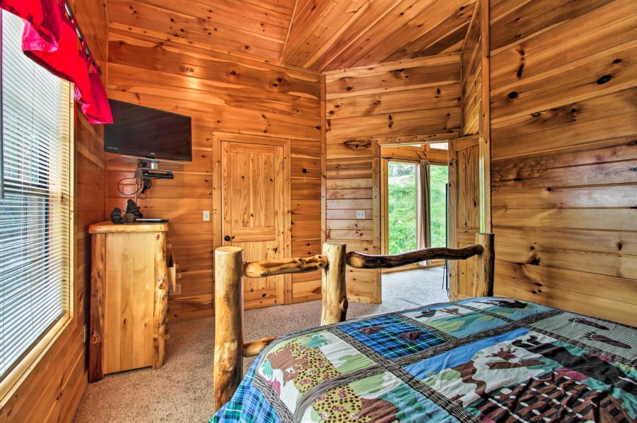 Expansive Gatlinburg Cabin Hot Tub, Deck And Grill! Exterior foto
